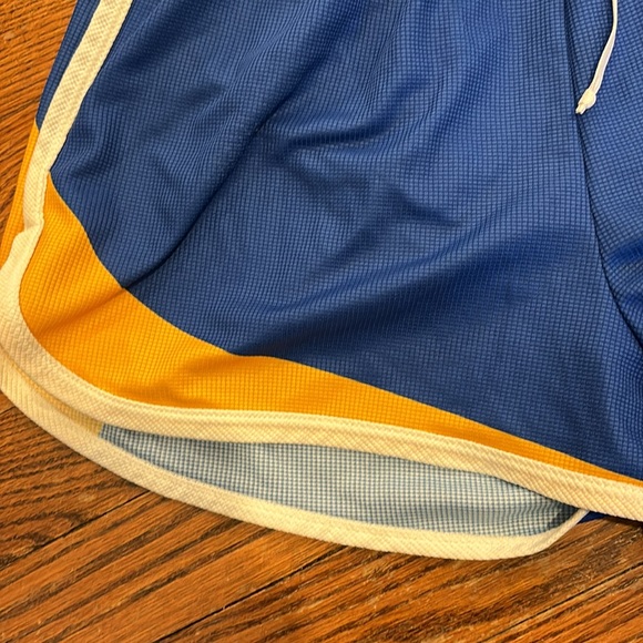 Nike 2” Inseam Men’s Running Shorts - Picture 2 of 4